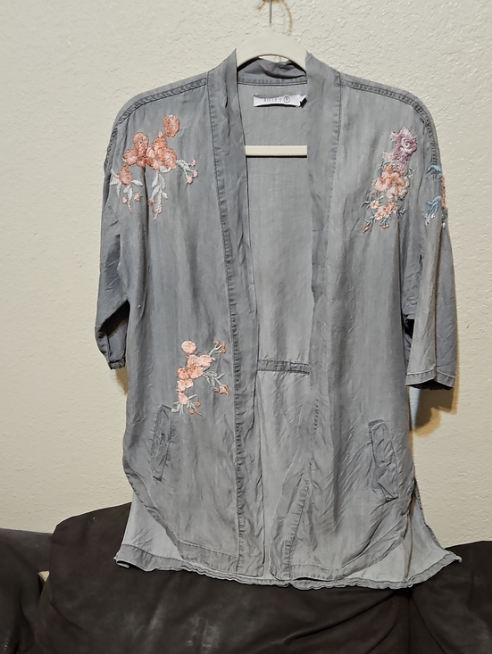 Billy T Sweaters - Gray Embroidered Open-Front Kimono Cardigan